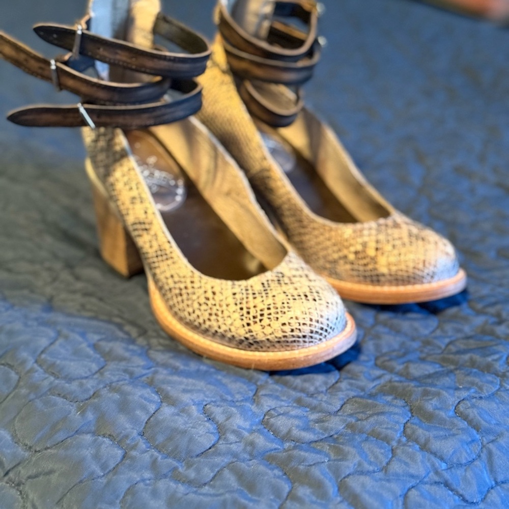 Snakeskin Patterned Women's Heels